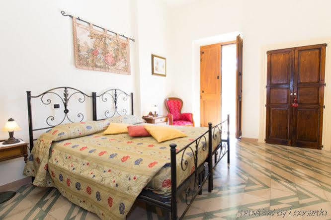 Masseria Cesarina B&B 卡斯特拉纳格罗泰 外观 照片
