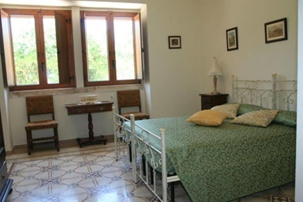 Masseria Cesarina B&B 卡斯特拉纳格罗泰 外观 照片